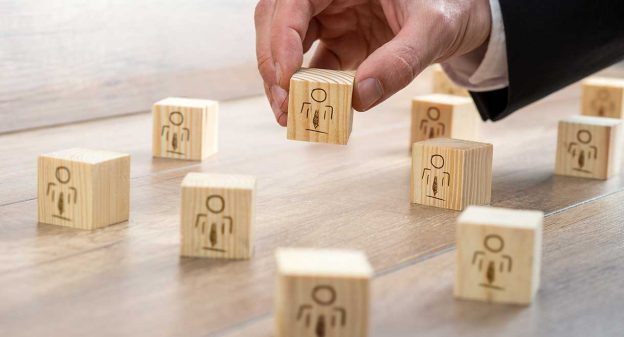7 Ways To Manage Offshore Dedicated Teams With Clever Project Management Tools