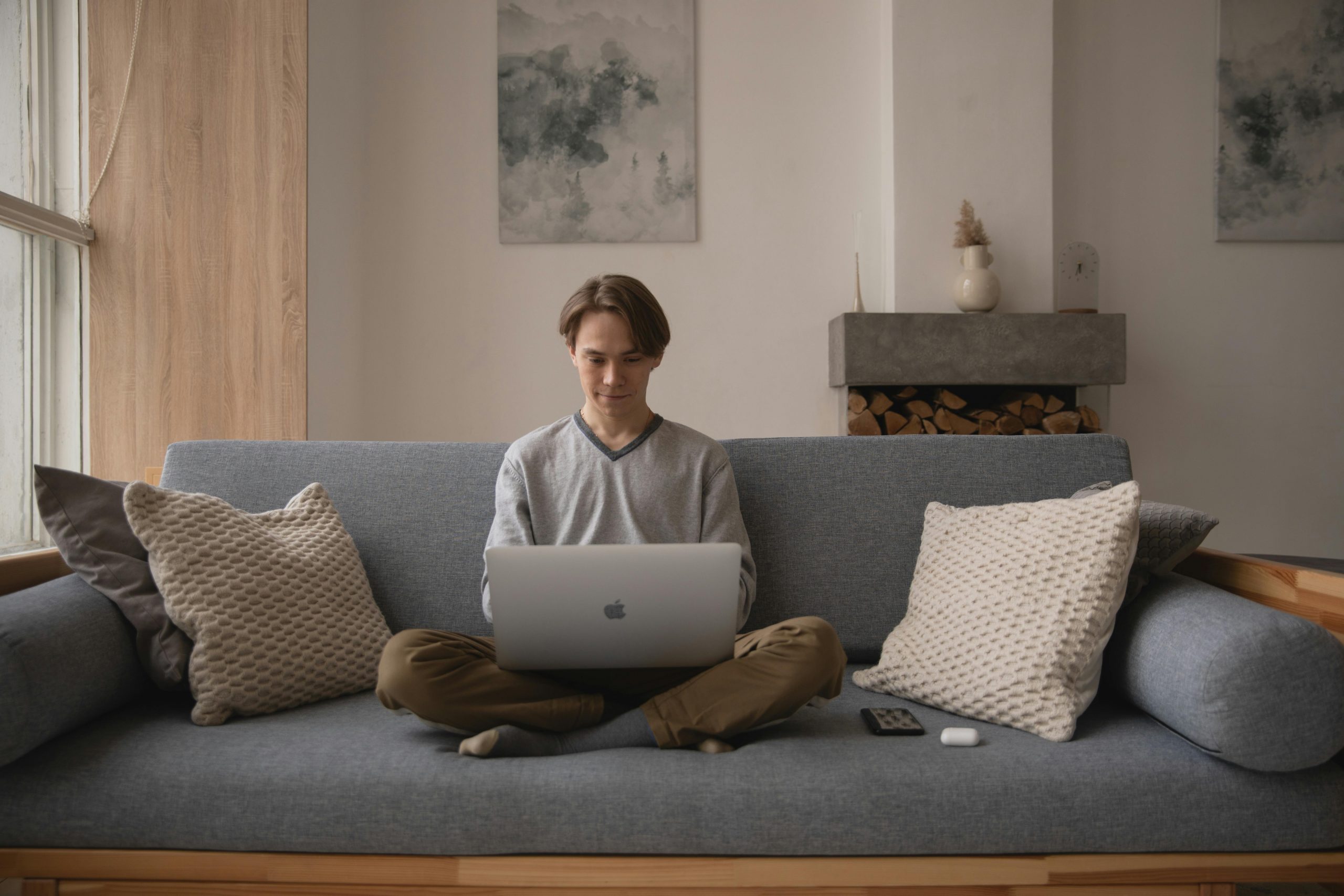 remote graphic designer